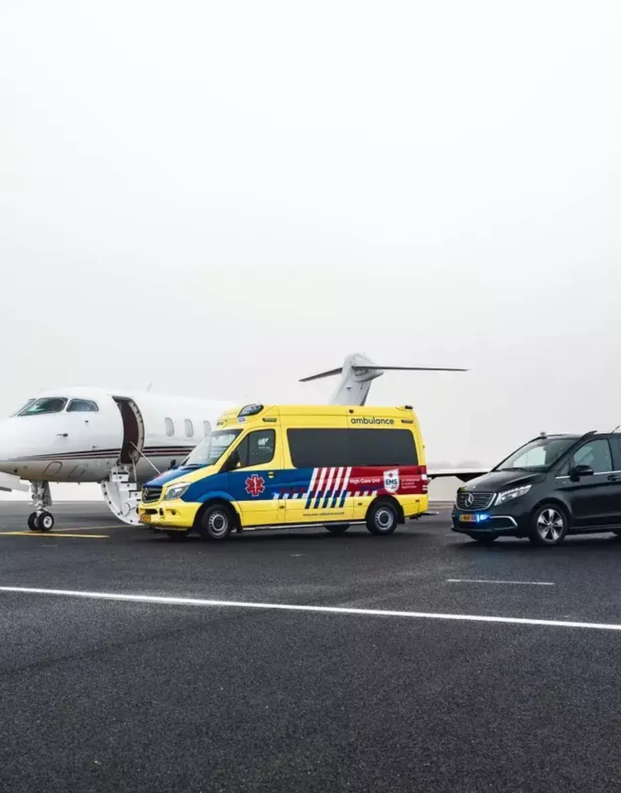 Can we choose the aircraft or vehicles on a medical transport?