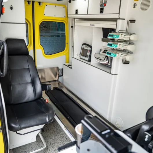 EMS Gecomprimeerd 08300